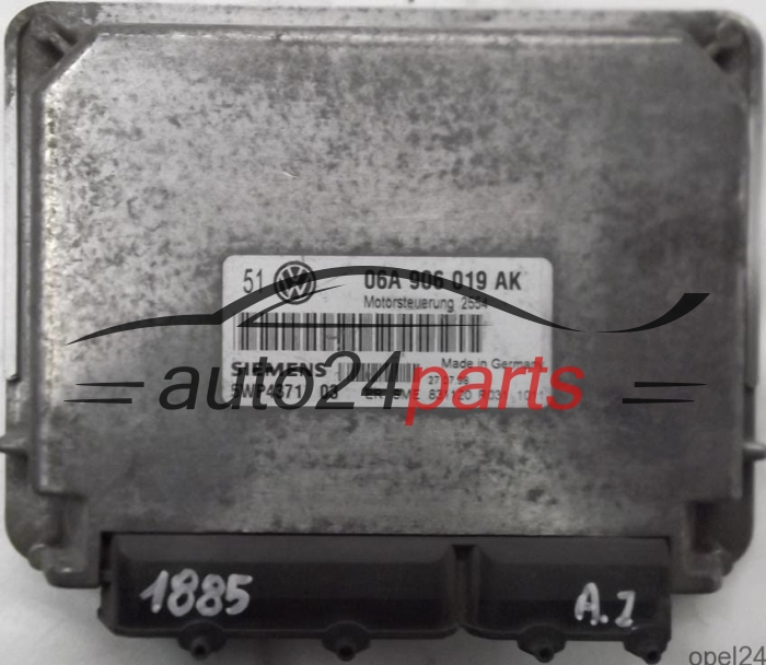 CALCULATEUR MOTEUR VOLKSWAGEN GOLF BORA 1.6 AK SIEMENS 5WP4371 03, 5WP437103, 06A 906 019 AK, 06A906019AK
