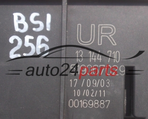 SKRZYNKA ELEKTRYCZNA PRZEKAZNIKOW I BEZPIECZNIKOW MODUŁ NADWOZIA CENTRALKA KOMFORTU BSI OPEL VECTRA C SIGNUM GM 13 144 710 UR, 13144710 UR, 519067029
