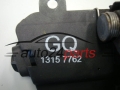 CENTRALNY ZAMEK DRZWI PRAWYCH PRZEDNICH OPEL VECTRA C 13157762 GQ