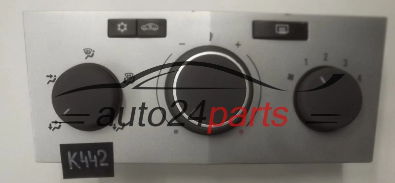 Panel sterowania klimatyzacją Opel Astra H 13201299