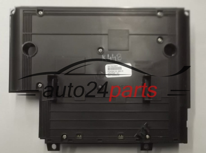 PANEL STEROWANIA RADIEM CD KLIMATRONIKIEM VOLVO 30782904 / 2089210