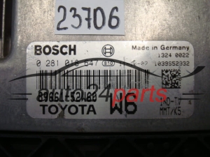 Motorsteuergerät TOYOTA 1.4 D BOSCH 0281018647 8966152W60