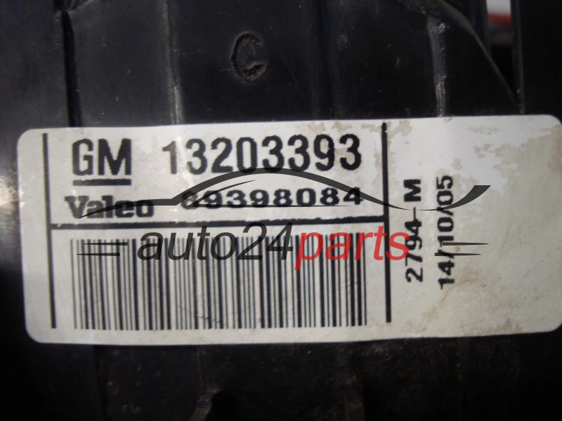 LAMPA TYLNA LEWA OPEL MERIVA A 13203393
