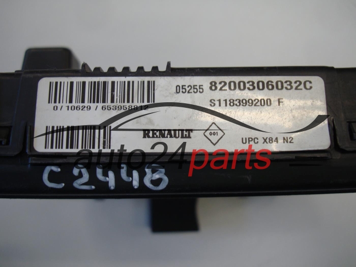 Moduł komfortu BSI Renault 8200306032C S118399200F – zdjęcie 2