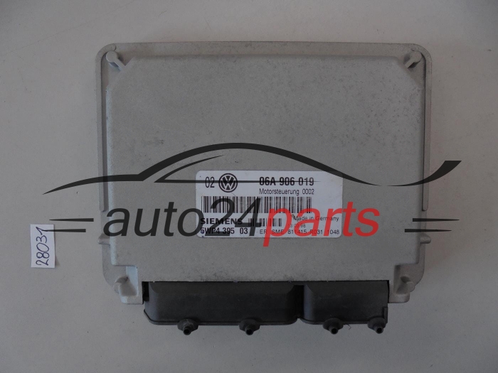 Sterownik silnika VOLKSWAGEN GOLF 1.6 06A906019 06A 906 019 SIEMENS 5WP4 395 03 5WP439503 MOTORSTEUERUNG 0002 - 28031