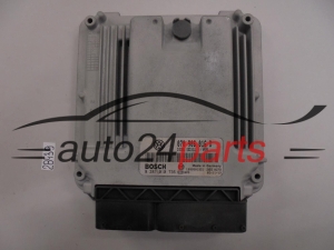 KOMPUTER STEROWNIK SILNIKA VOLKSWAGEN  0281010736  070906016D - 28439