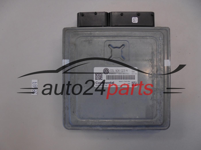 Sterownik silnika Volkswagen Golf 1.6 TDI 5WP42811AA 03L906023H