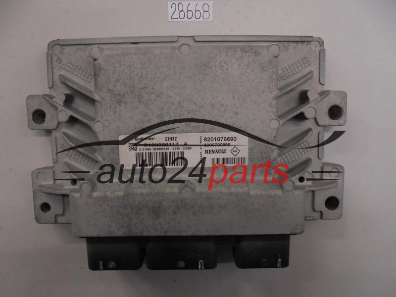 Sterownik silnika Renault Twingo 1.1 S120200117A 8201076690