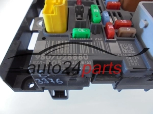 Moduł komfortu BSM Citroen Peugeot 9807028880 – zdjęcie 2