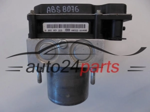 Pompa ABS i sterownik Nissan Qashqai 47660JD01D 0265230686 – zdjęcie 2