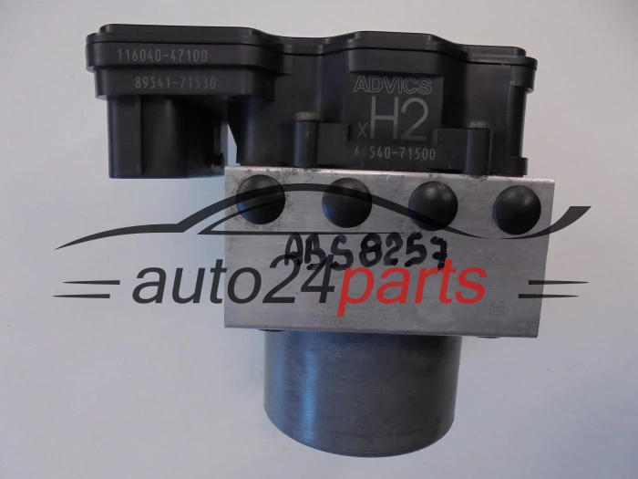 POMPE ABS ET CALCULATEUR TOYOTA HILUX 44540-71500 4454071500 89541-71530 8954171530 11604047100