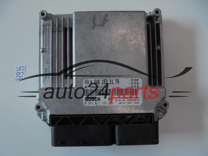 KOMPUTER STEROWNIK SILNIKA MERCEDES BENZ 0281011163 A6461533179 CR3.13