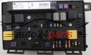 BOITE ELECTRIQUE A RELAIS ET FUSIBLE OPEL ASTRA H ZAFIRA B GM 13 268 305 LP, 13268305 LP, HELLA 5DK 008 668-33, 5DK008668-33, 5DK00866833