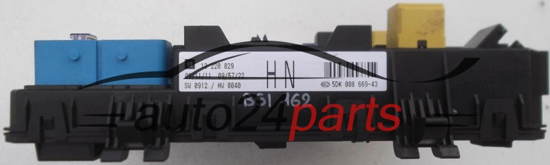 Central do sistema elétrico com caixa de relés e fusíveis, central de controle modul BSI OPEL ASTRA H ZAFIRA B GM 13 220 829 HN