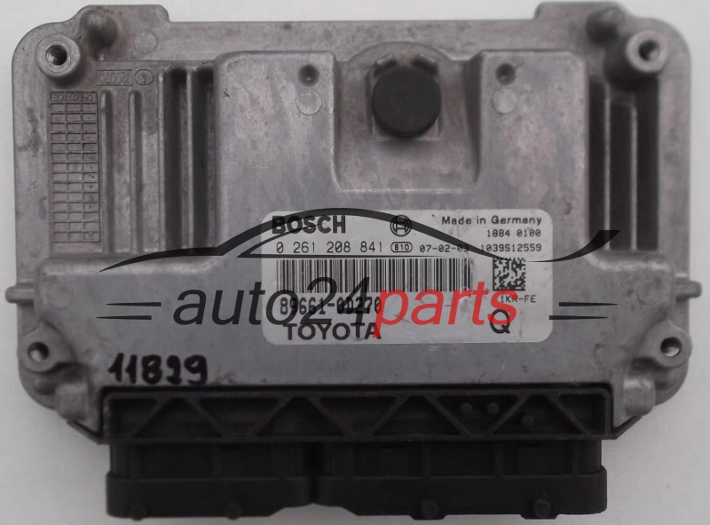 ECU Engine Controller TOYOTA YARIS BOSCH 0261208841 896610D270