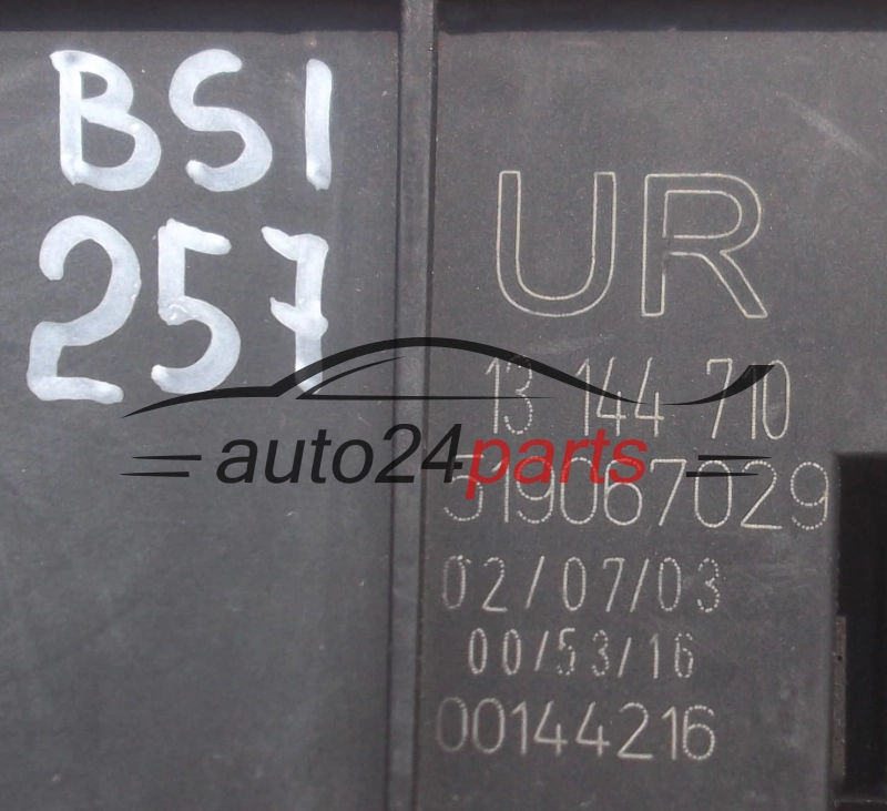 Ηλεκτρικό κιβώτιο θρυαλλίδων κουτί BSI OPEL VECTRA C SIGNUM GM 13 144 710 UR, 13144710 UR, 519067029