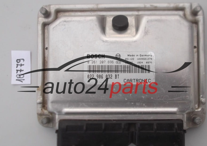 KOMPUTER STEROWNIK SILNIKA PORSCHE CAYENNE S 4.5 TURBO, BOSCH 0 261 207 696, 0261207696, 022 906 032 BT, 022906032BT