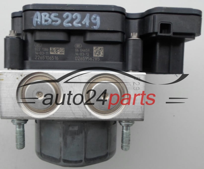 POMPE HYDRAULIQUE ET CALCULATEUR d'ABS DACIA SANDERO  0 265 956 285,  2265106516