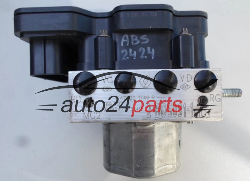 POMPE HYDRAULIQUE ET CALCULATEUR d'ABS RENAULT BOSCH 0 265 257 250, 0265257250, 476601746R, 0 265 956 527, 0265956527