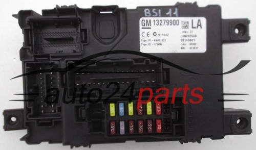 BOITE ELECTRIQUE A RELAIS ET FUSIBLE OPEL CORSA D