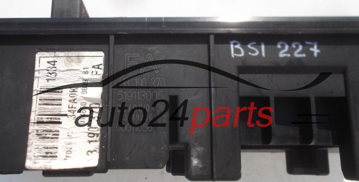 Central do sistema elétrico com caixa de relés e fusíveis, central de controle modul BSI OPEL VECTRA C SIGNUM GM 13 190 370 FA