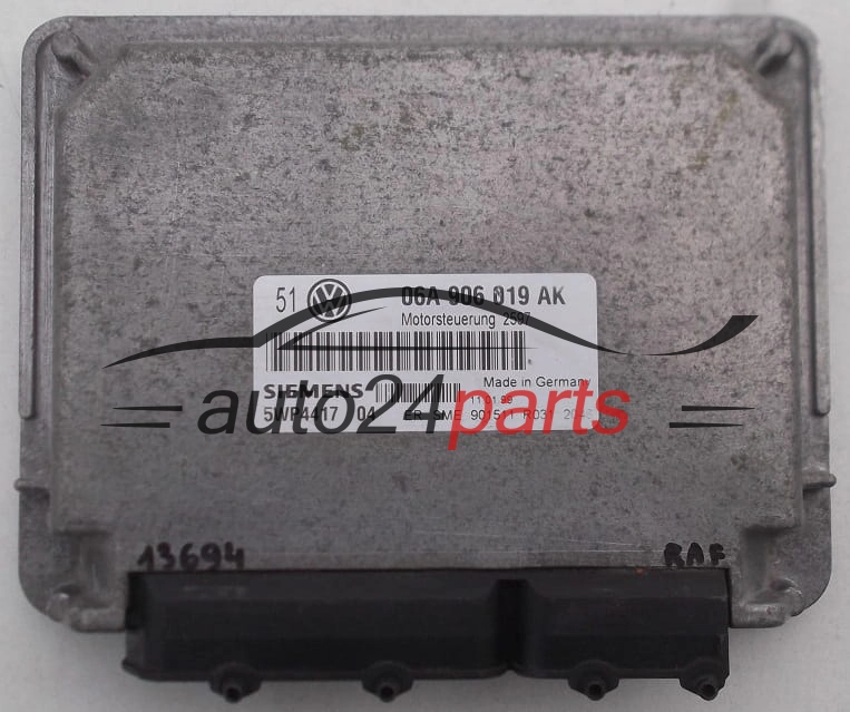 CENTRALINA DO MOTORE VW VOLKSWAGEN GOLF BORA 1.6 AKL 06A906019AK