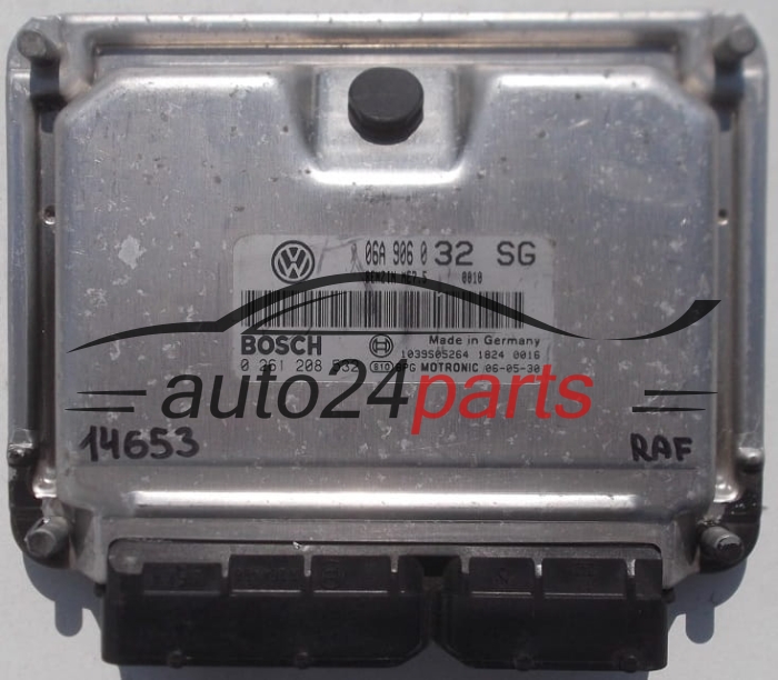 CALCULATEUR MOTEUR SKODA OCTAVIA BOSCH 0 261 208 532,  06A 906 032 SG