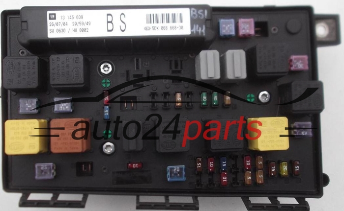 SKRZYNKA ELEKTRYCZNA PRZEKAŻNIKÓW I BEZPIECZNIKÓW MODUŁ NADWOZIA CENTRALKA KOMFORTU BSI PRZEDNIA OPEL ASTRA H ZAFIRA B 13145039 BS