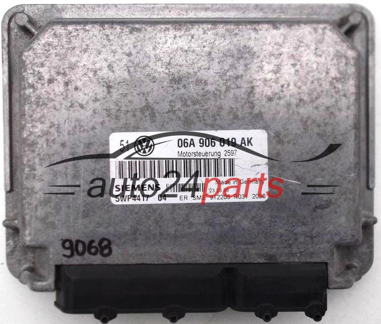 CENTRALINA MOTORE VW VOLKSWAGEN GOLF BORA 1.6 AKL 06A906019AK