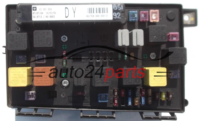 SKRZYNKA ELEKTRYCZNA PRZEKAŻNIKÓW I BEZPIECZNIKÓW MODUŁ NADWOZIA CENTRALKA KOMFORTU BSI OPEL GM 13 181 658 DY HELLA 5DK 008 668-31